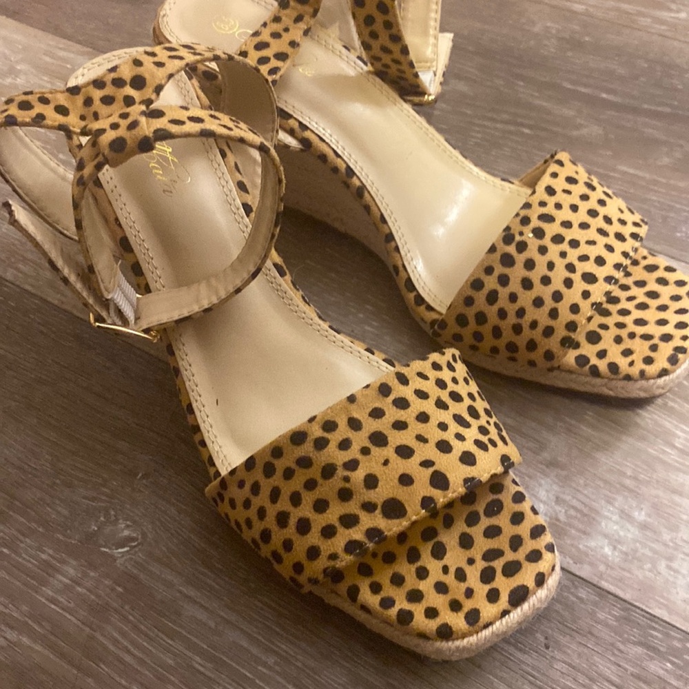 Acata leopard like new wedge heel ankle strap shoes….very cute!